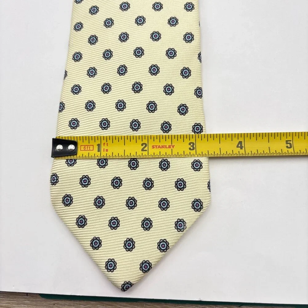 Vintage Norm Thompson Neck Tie Pale Yellow Floral Italian Foulard Portland OR